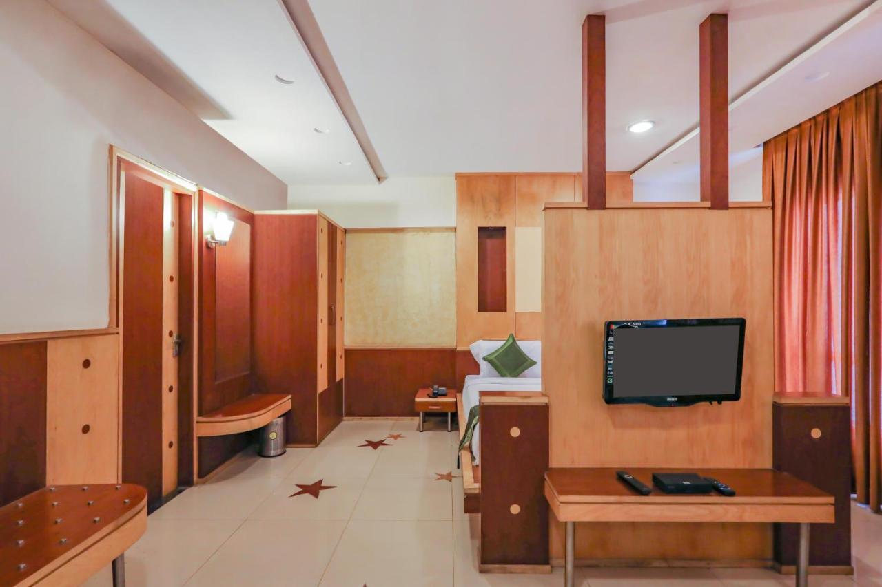 Treebo Trend Paradise, Indore Hotel Exterior foto